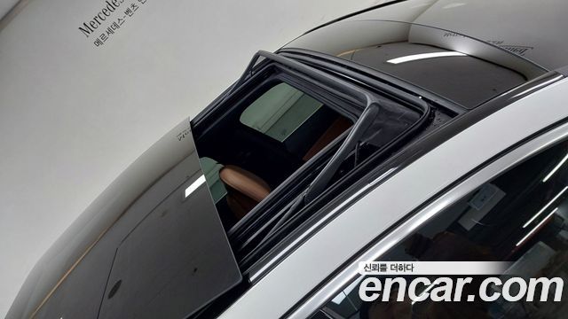 Mercedes-Benz E-Class 2026 — photo 12