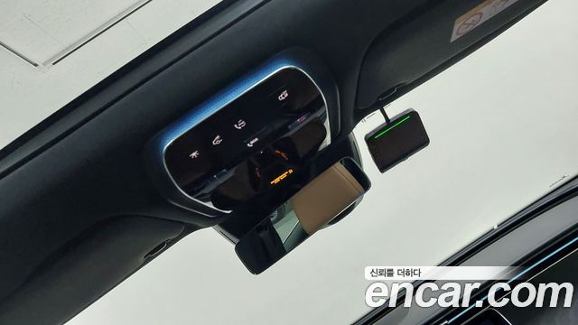 Mercedes-Benz E-Class 2026 — photo 17
