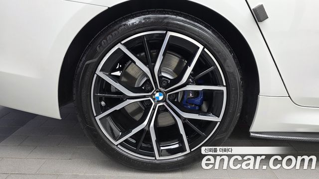 BMW 5-Series 2019 — photo 5
