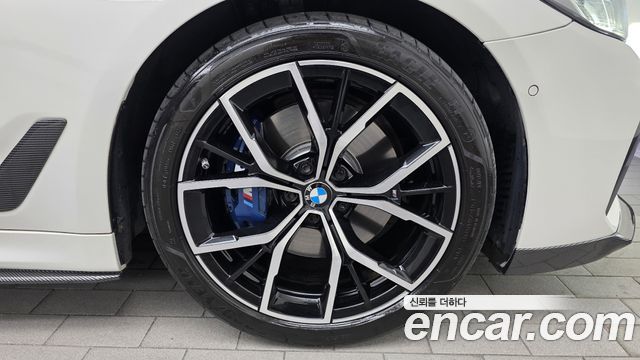 BMW 5-Series 2019 — photo 7