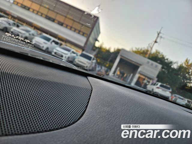 Lexus NX 2020 — photo 16