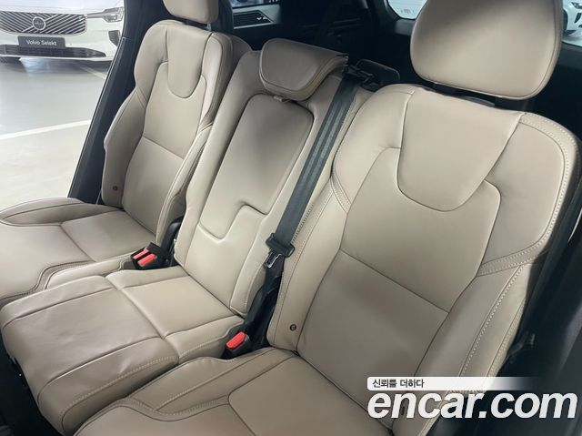 Volvo XC90 2026 — photo 10