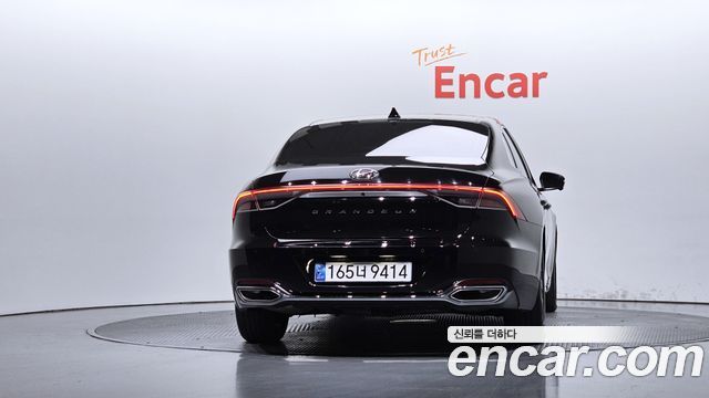 Hyundai Grandeur 2022 — photo 4