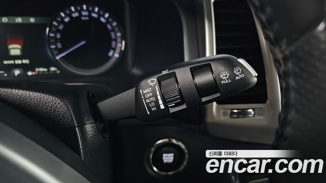 KG Mobility Rexton 2019 — photo 24
