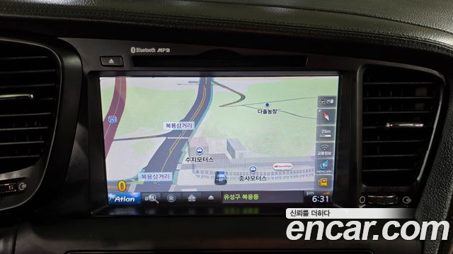 Kia K5 2011 — photo 9