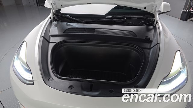 Tesla Model Y 2021 — photo 6