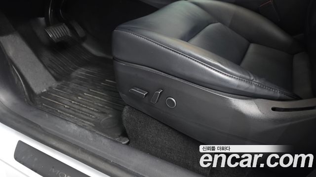 Tesla Model Y 2021 — photo 29