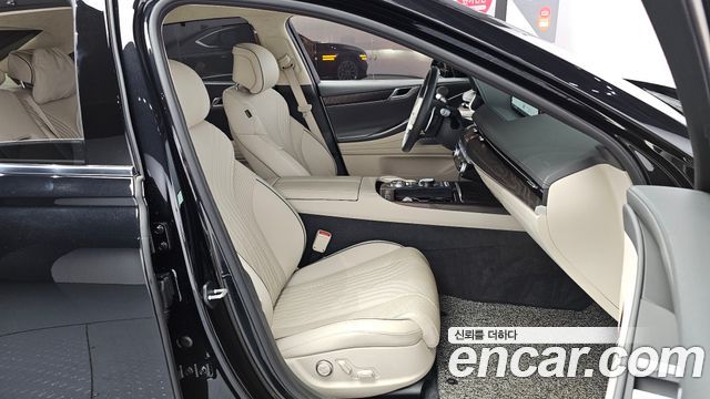 Genesis G80 2023 — photo 13