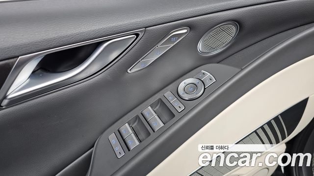 Genesis G80 2023 — photo 26