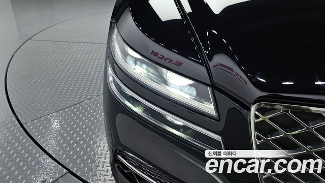 Genesis G80 2023 — photo 8