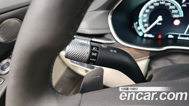 Genesis G80 2023 — photo 27