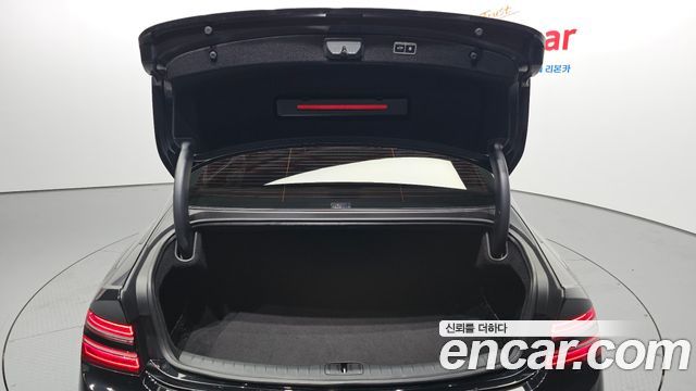 Genesis G80 2023 — photo 30