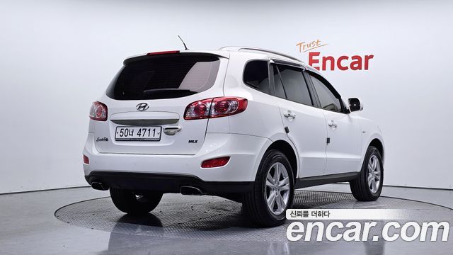 Hyundai Santafe 2010 — photo 2