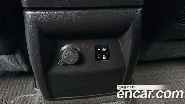 Hyundai Santafe 2010 — photo 17