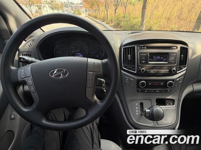 Hyundai Starex 2018 — photo 11
