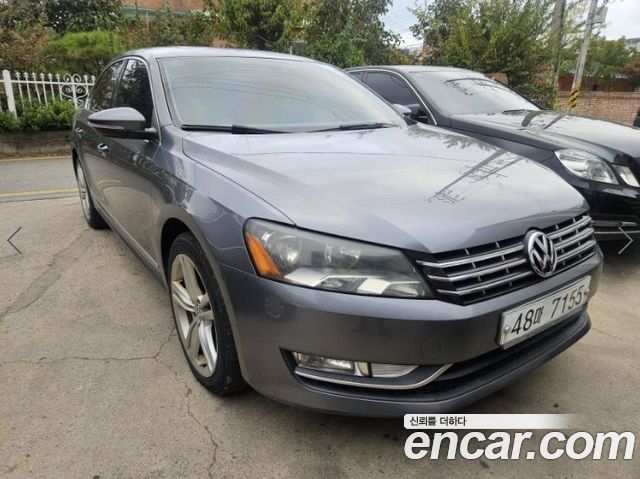 Volkswagen Passat 2015 — photo 1