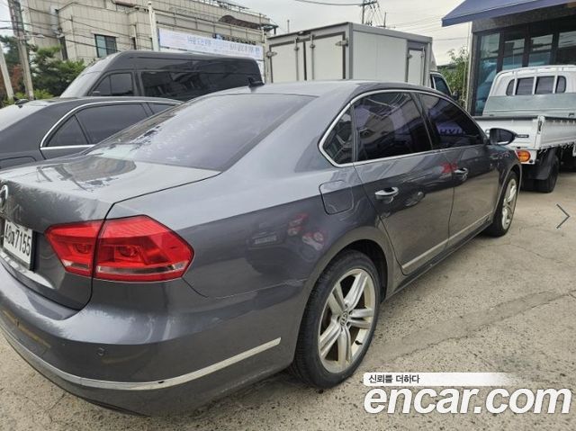 Volkswagen Passat 2015 — photo 4