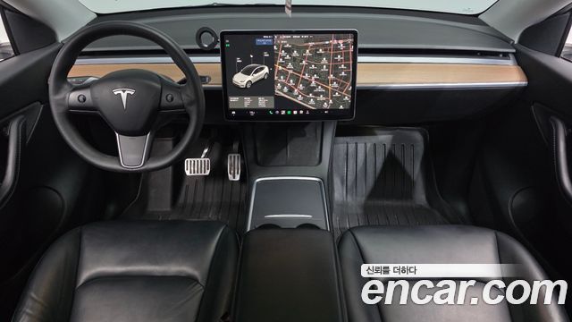 Tesla Model Y 2021 — photo 10
