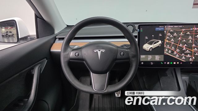 Tesla Model Y 2021 — photo 19