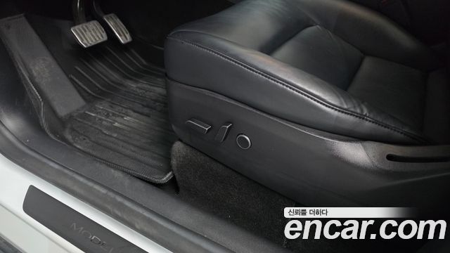 Tesla Model Y 2021 — photo 29