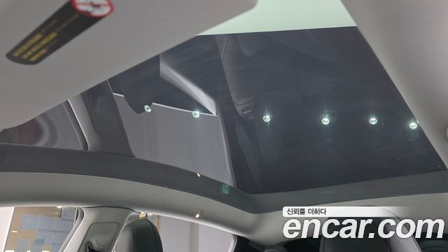 Tesla Model Y 2021 — photo 31