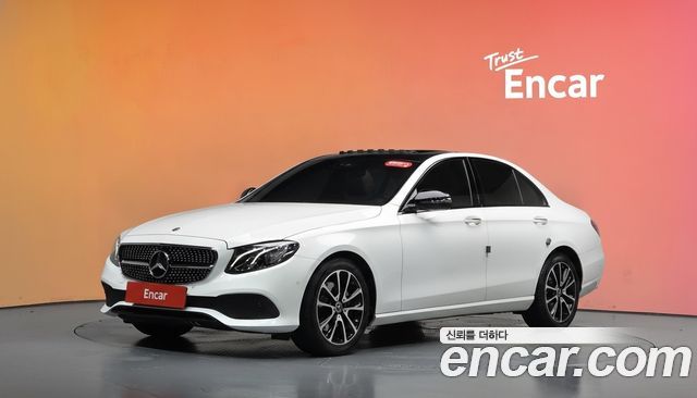 Mercedes-Benz E-Class 2020 — photo 1