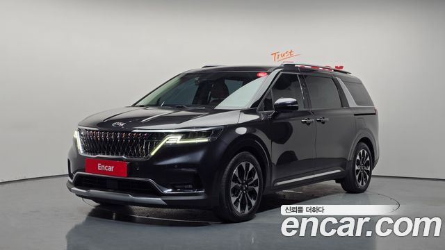 Kia Canival 2021 — photo 1