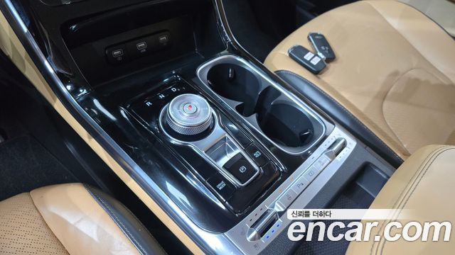 Kia Canival 2021 — photo 12