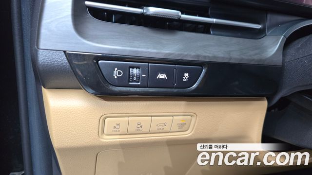 Kia Canival 2021 — photo 22