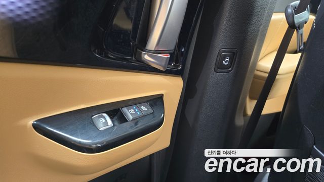 Kia Canival 2021 — photo 25