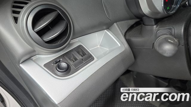 Chevrolet Korea Spark 2015 — photo 25