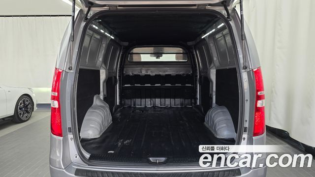 Hyundai Starex 2016 — photo 20