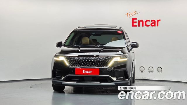 Kia Canival 2023 — photo 3