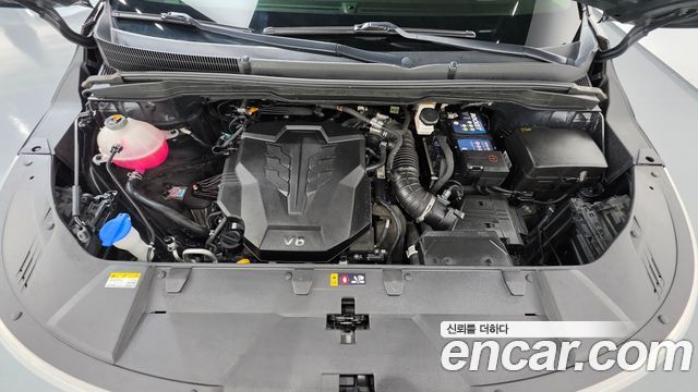 Kia Canival 2023 — photo 6