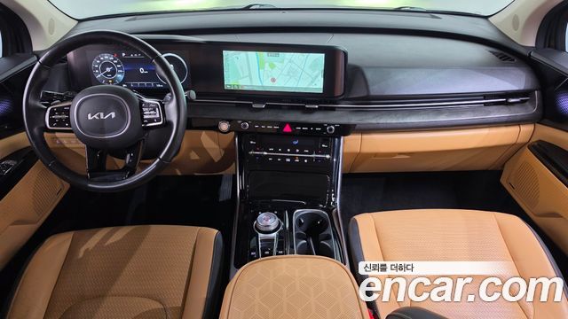 Kia Canival 2023 — photo 10