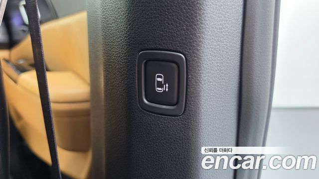 Kia Canival 2023 — photo 25