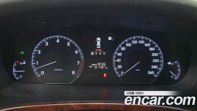 Hyundai Equus 2012 — photo 11