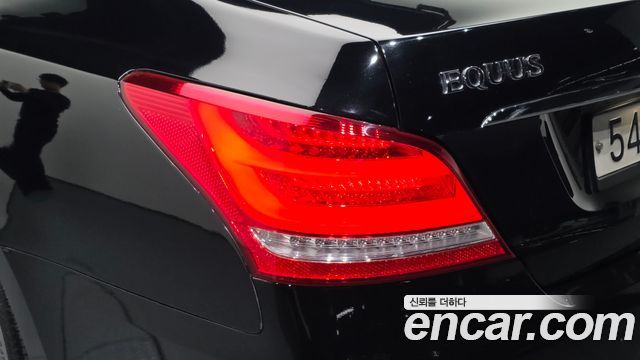 Hyundai Equus 2012 — photo 9