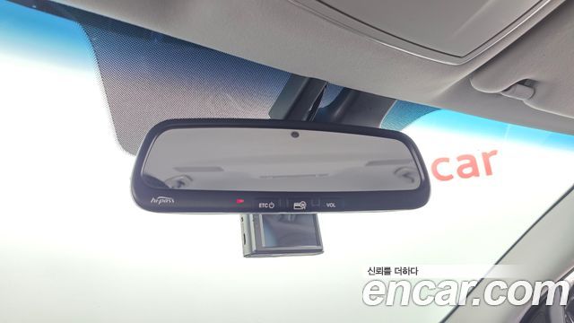 Hyundai Equus 2012 — photo 28