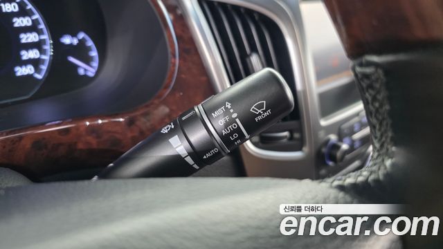 Hyundai Equus 2012 — photo 30
