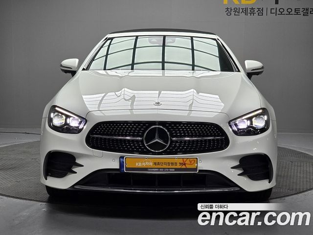Mercedes-Benz E-Class 2023 — photo 3