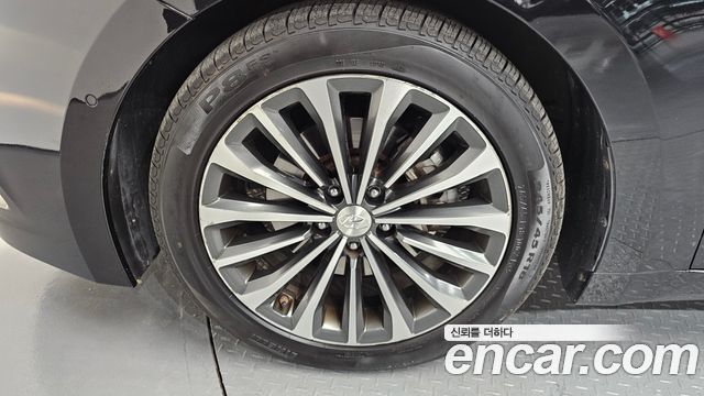Hyundai Grandeur 2014 — photo 5