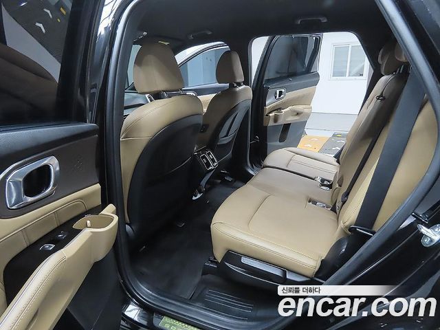 Kia Sorento 2024 — photo 8