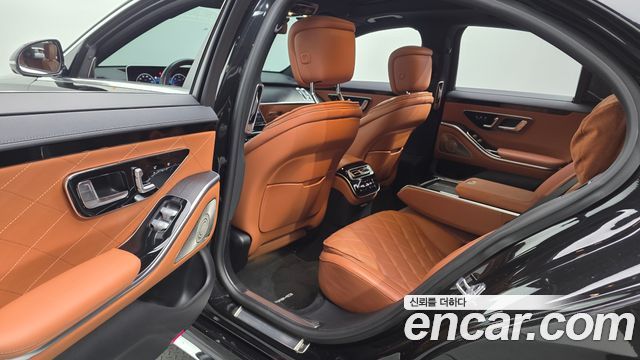 Mercedes-Benz S-Class 2022 — photo 17