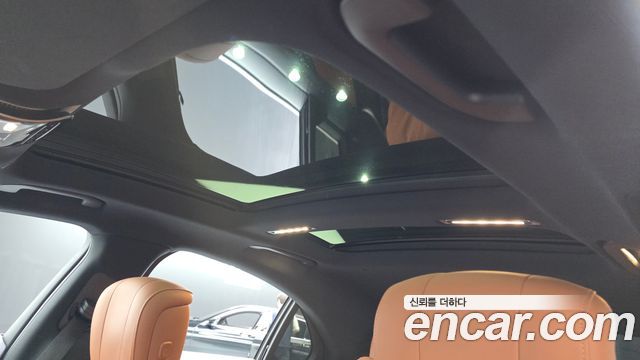 Mercedes-Benz S-Class 2022 — photo 23