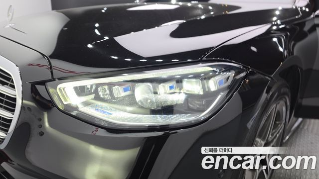 Mercedes-Benz S-Class 2022 — photo 8