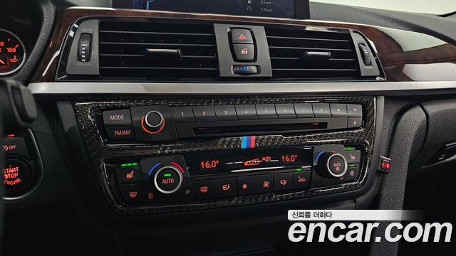BMW 3-Series 2012 — photo 23