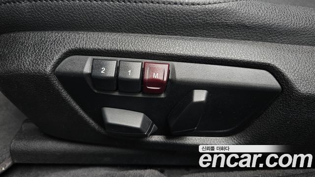 BMW 3-Series 2012 — photo 27