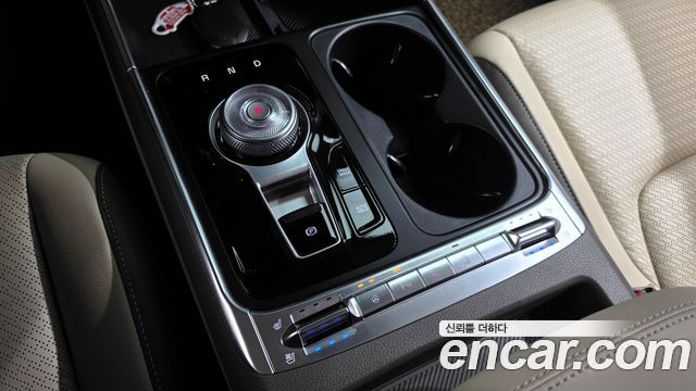 Kia Canival 2025 — photo 12