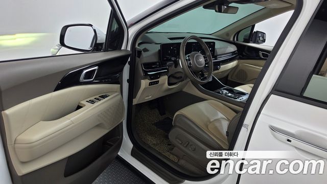 Kia Canival 2025 — photo 13